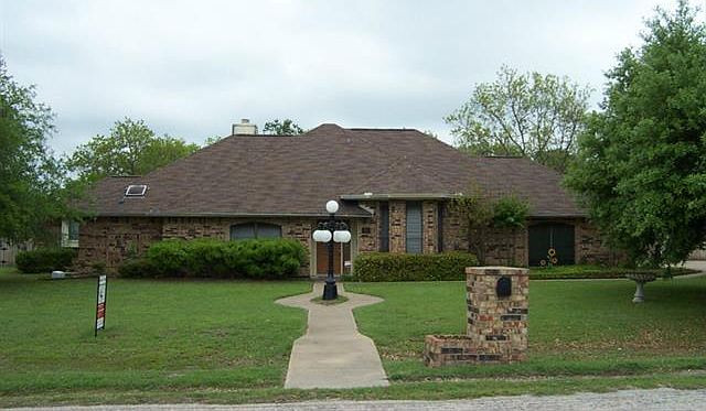 1st image of 146 Carmen Dr