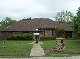 146 Carmen Dr, Red Oak, TX 75154