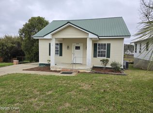 4396 Florence Dr, Marianna, FL 32446