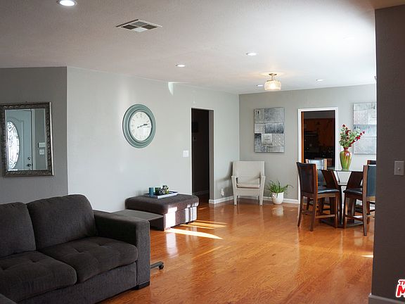5th image of 340 Barthe Dr