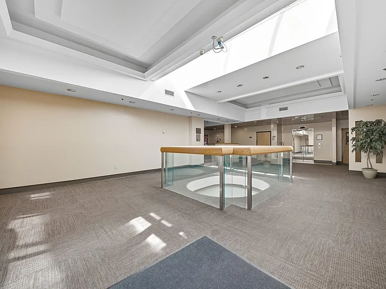 10 Linwood St #106 — Photo 18