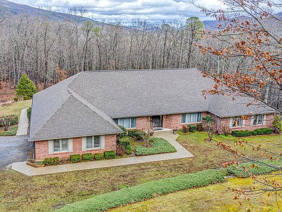 5th image of 2915 Forest Acre Ct