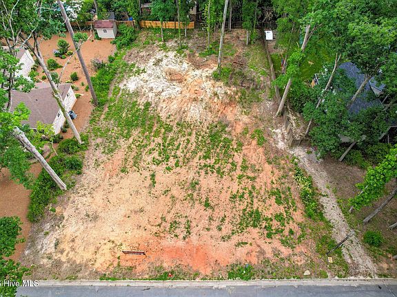 2nd image of 3410 Kerry Place
