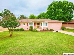 12007 Chaney Thompson Rd SE, Huntsville, AL 35803