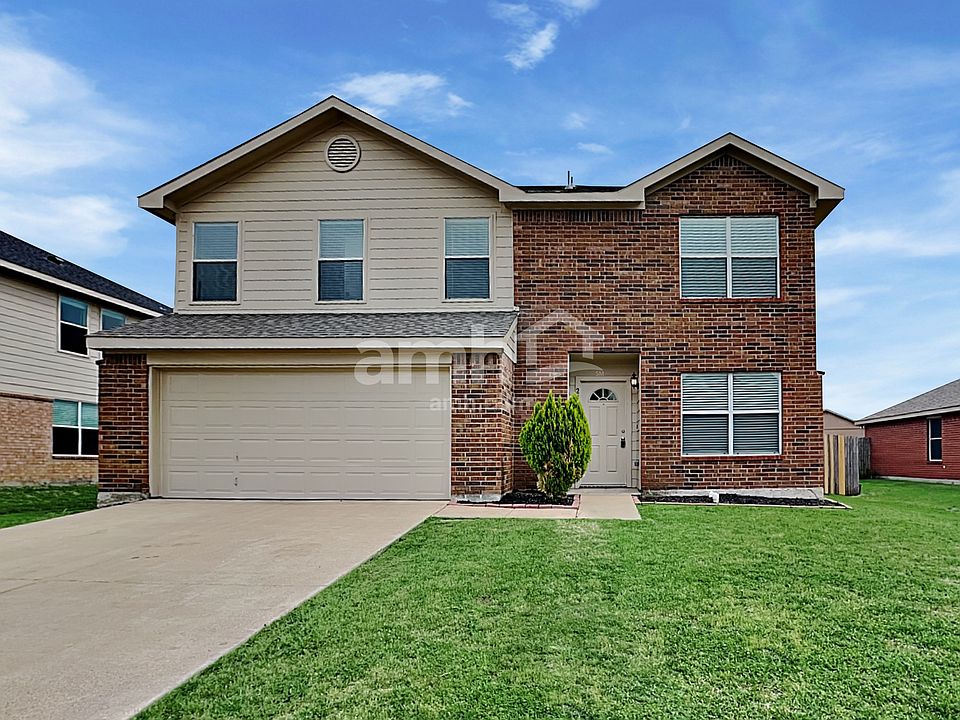 1st image of 240 Equestrian Dr