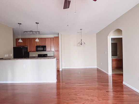 5th image of 29 Kassebaum Ln APT 206