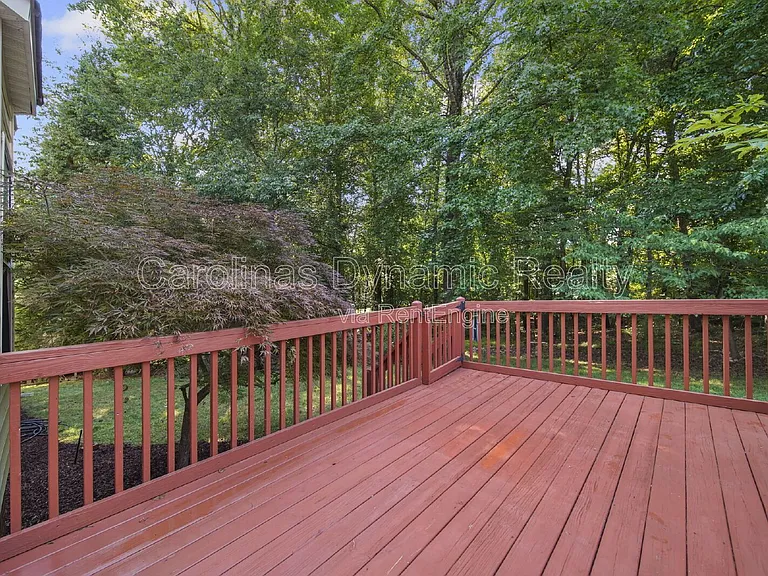2812 Redfield Dr — Photo 37