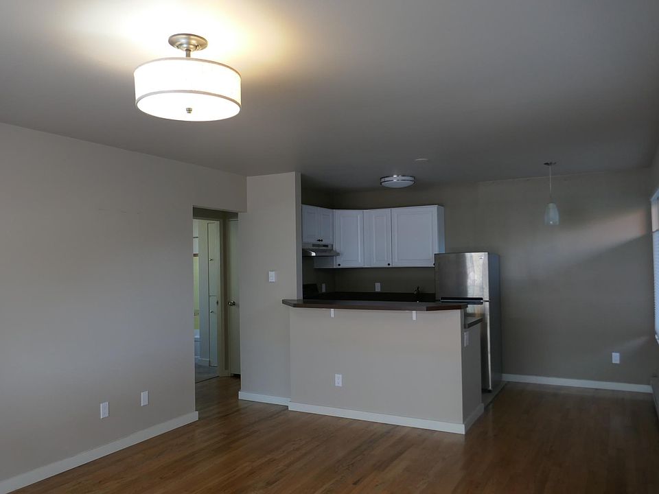 2nd image of 311 13th Ave E #5