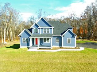 95 Broad Mdw, Colchester, CT 06415