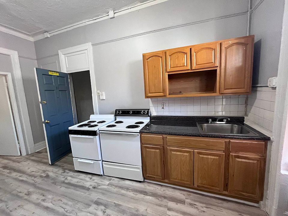 1st image of 424 E 148th St #3B