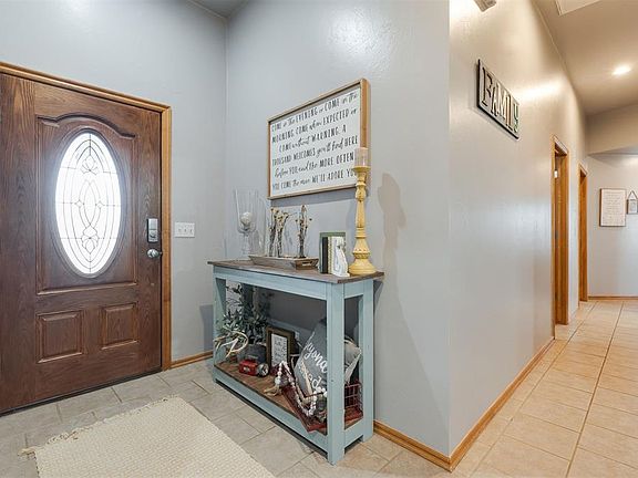 4th image of 8751 Simpson Rd