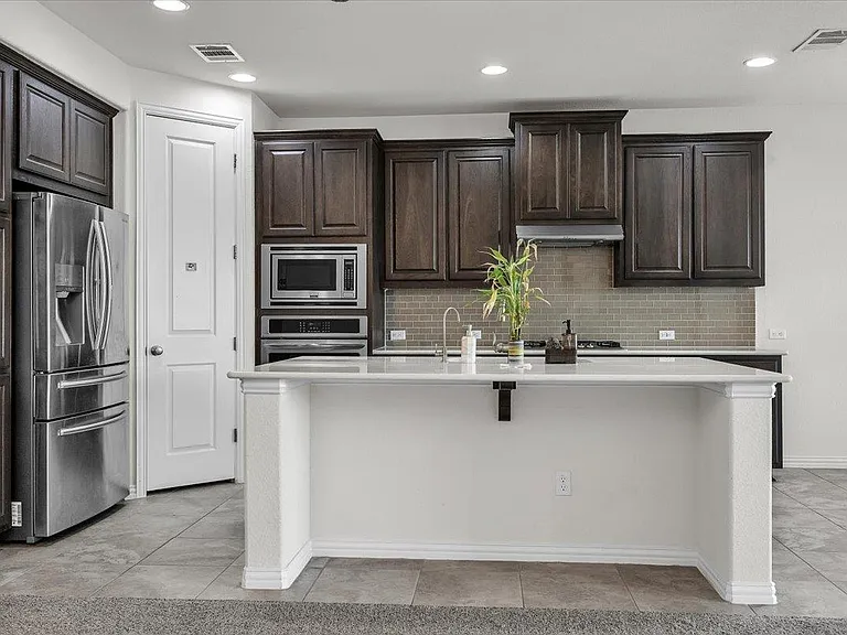 3425 De Soto Loop — Photo 19