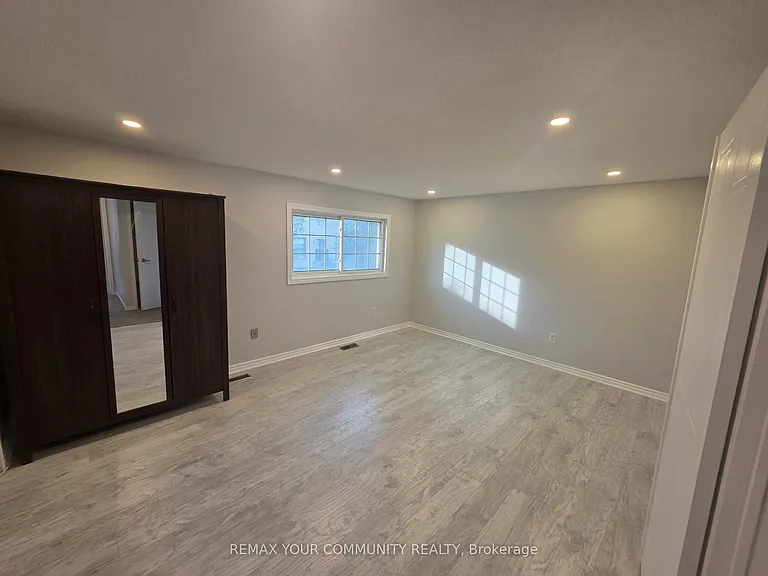 62 Deverill Cres — Photo 14