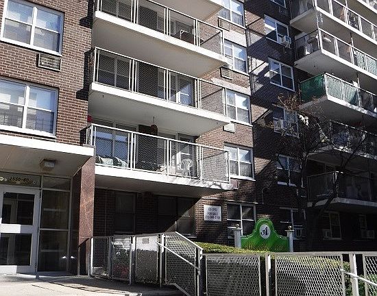 3rd image of 2550 Olinville Ave APT 9K