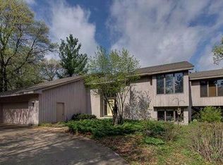 22940 E Martin Lake Dr NE, Stacy, MN 55079