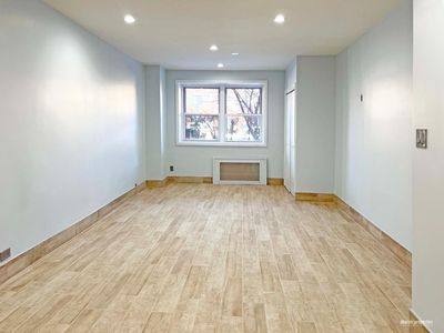 2035 E 7th St APT 1D, Brooklyn, NY, 11223