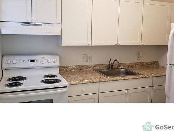 2nd image of 1426 S B St