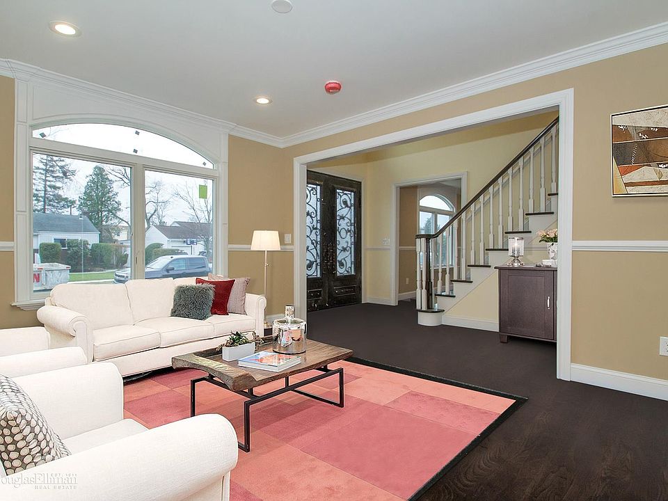 1st image of 48 Westbury Ave