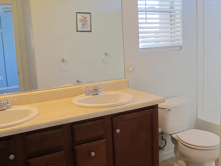 748 W Paseo Celestial — Photo 10