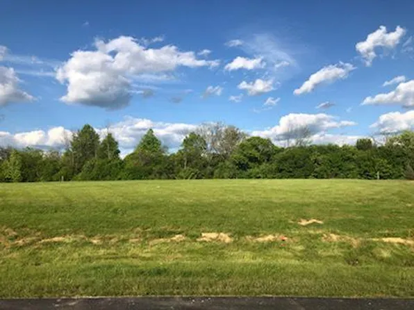 15385 Shoreline Dr, Thornville, OH 43076