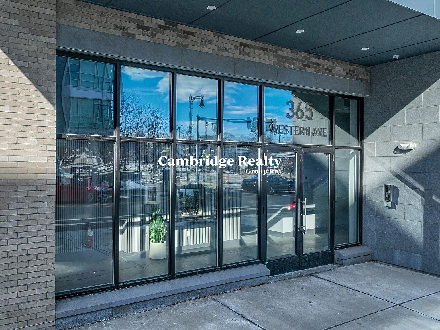 2 bed, 2.0 bath, 925 sqft, $4,000 — Photo 4