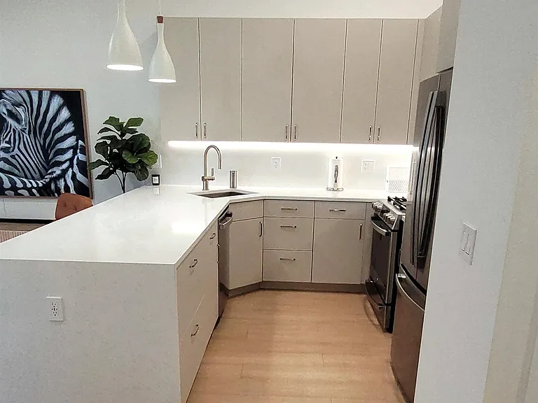 7 Soho Dr #115 — Photo 3
