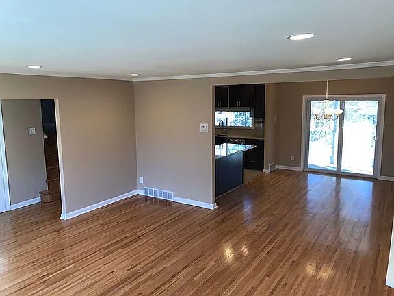 Living room & Dining Room