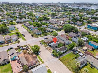 1217 54th St, Galveston, TX 77551