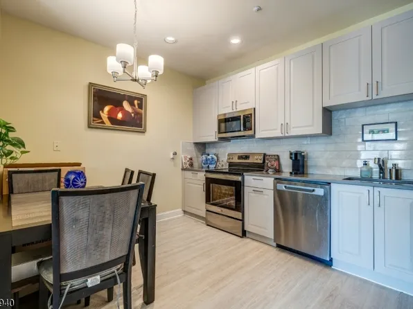 6411 Richmond Rd BLDG 6 #411, West Milford Twp., NJ 07480