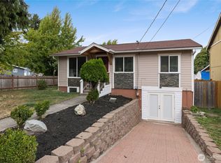 1677 S 47th St, Tacoma, WA 98408