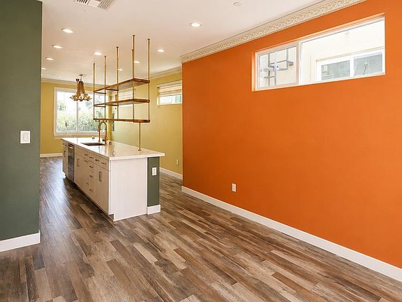 5th image of 977 24th St