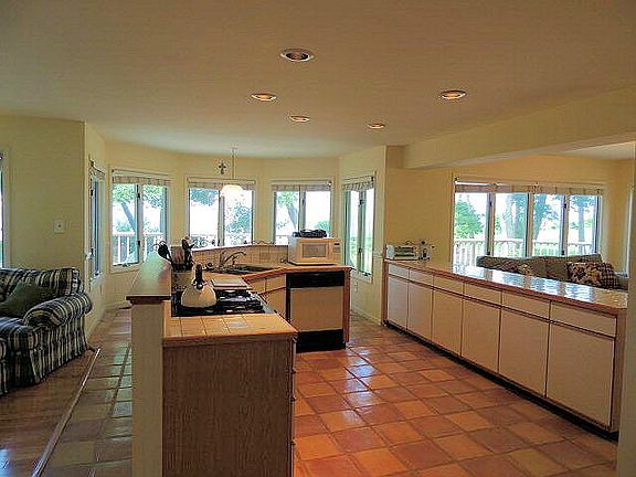 4th image of 3166 Butlers Bluff Dr