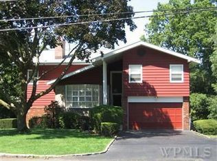 97 Falmouth Rd, Scarsdale, NY 10583