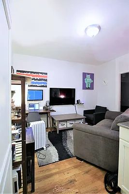 Rented by City Connections Realty | media 27