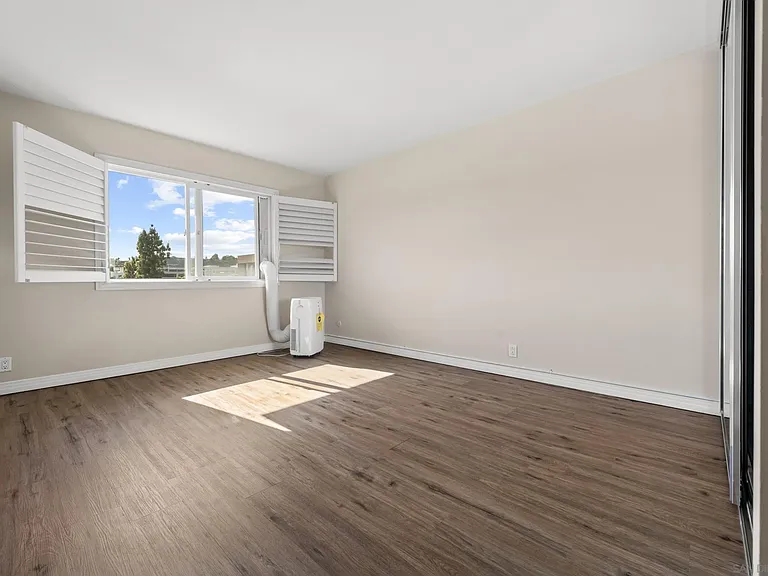 6120 Decena Dr #207 — Photo 10