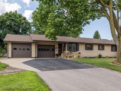1554 Young DRIVE WEST West, Onalaska, WI, 54650