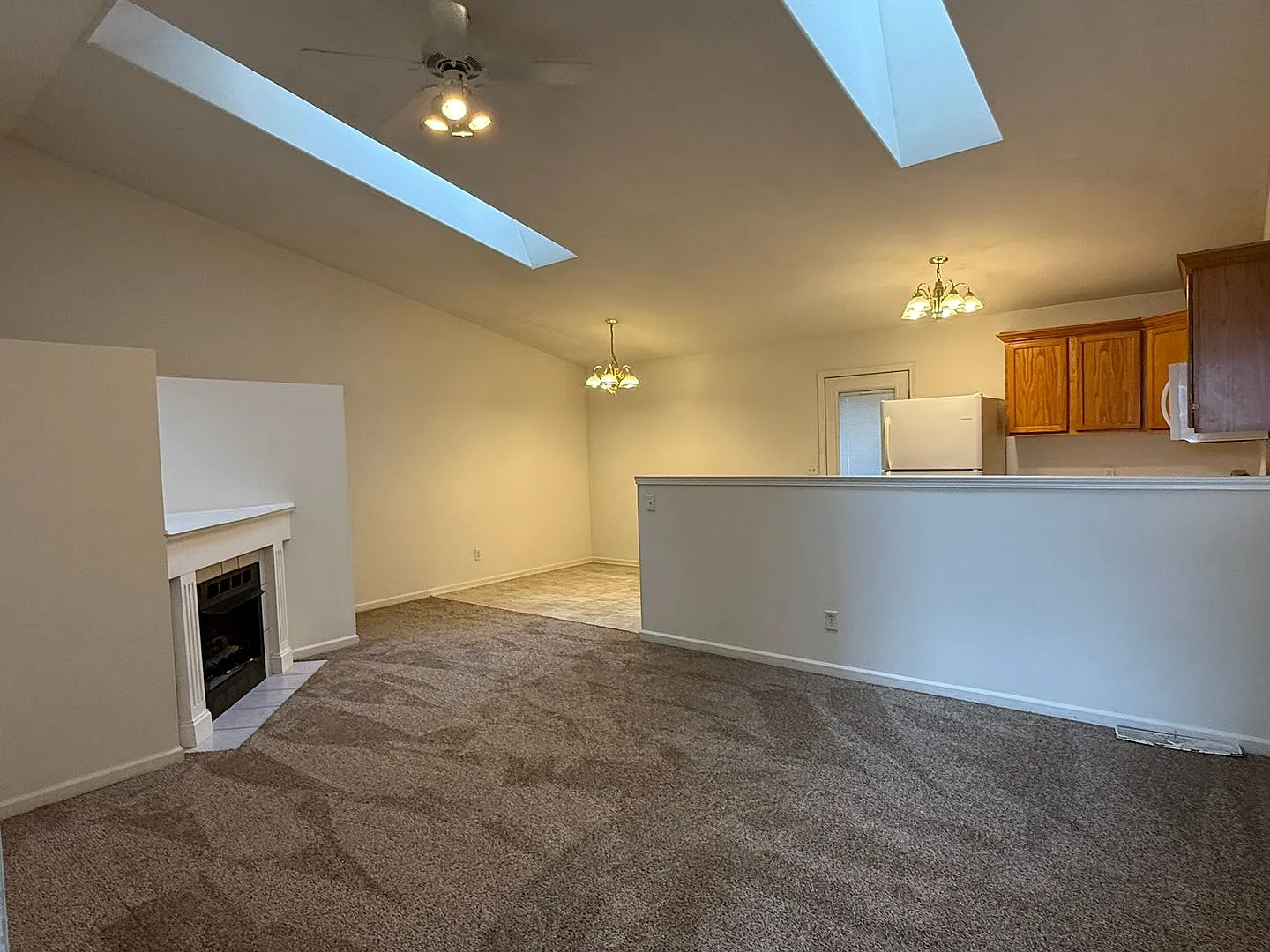 1489 Stonefield Drive - 3 Bedroom Condo — Photo 3