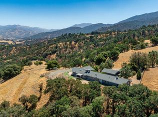 30911 Hart Oaks Dr, Keene, CA 93531