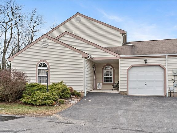 2nd image of 238 Huckleberry Ct