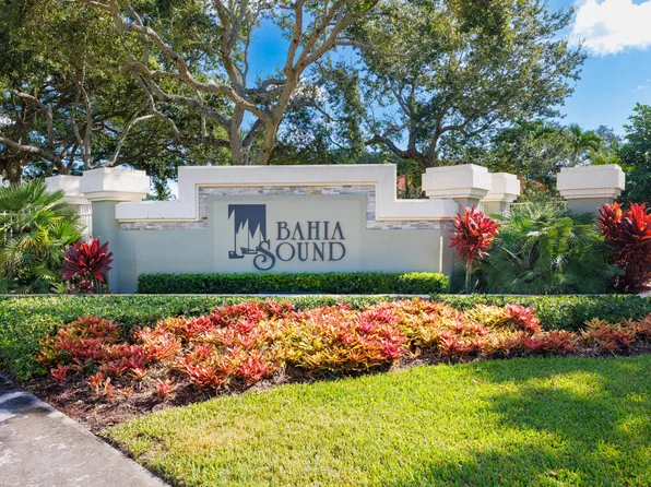 8120 SE Windjammer Way, Hobe Sound, FL 33455