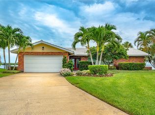 2099 Kansas Ave NE, Saint Petersburg, FL 33703