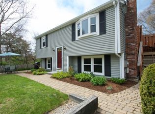 22 Falmouth Rd, Plymouth, MA 02360
