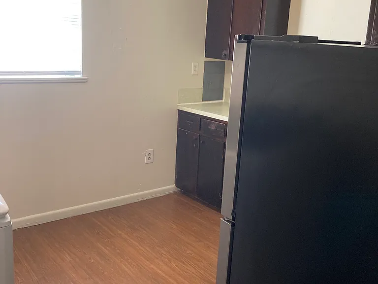 127 Raffet St #127 — Photo 9