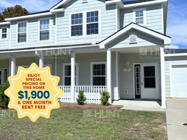 37 Checkerboard St