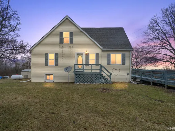 15430 Bryce Rd, Mussey, MI 48014