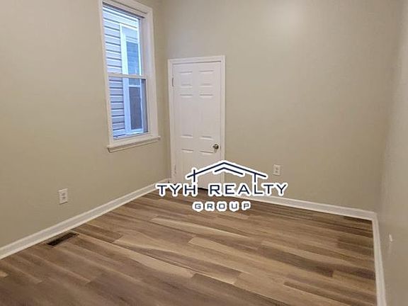 2nd image of 472 S 14th St Floor 1