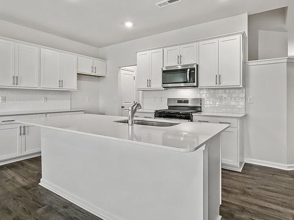 7th image of this home