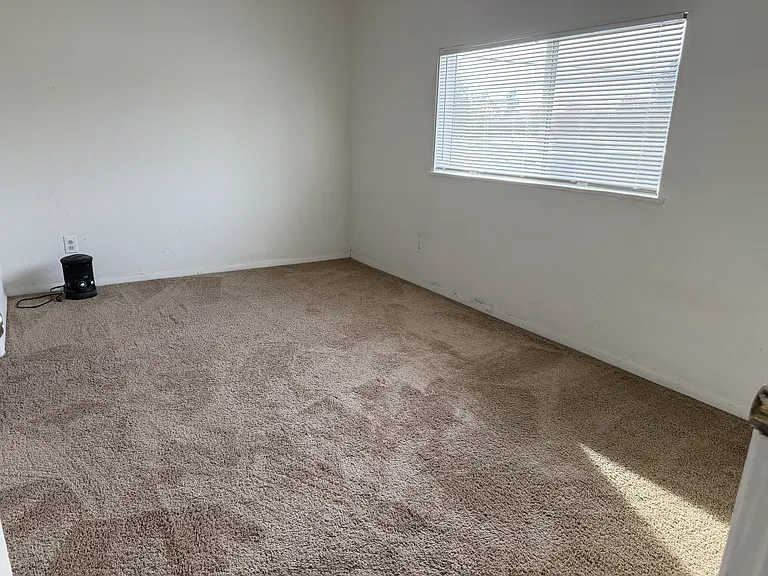 3550 SE 130th Ave #2 — Photo 5