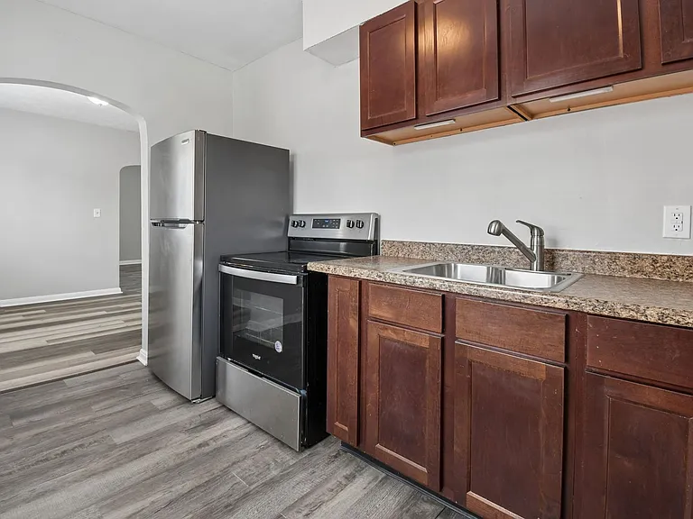 375 S Chase Ave — Photo 7