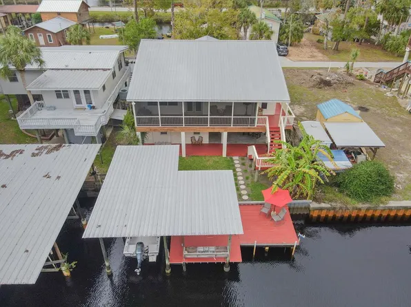 99 SE 245th St, Suwannee, FL 32692